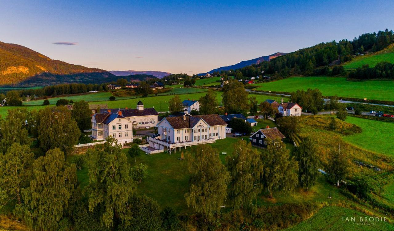 Dale Gudbrands Gard Hotel Sor-Fron Exterior photo